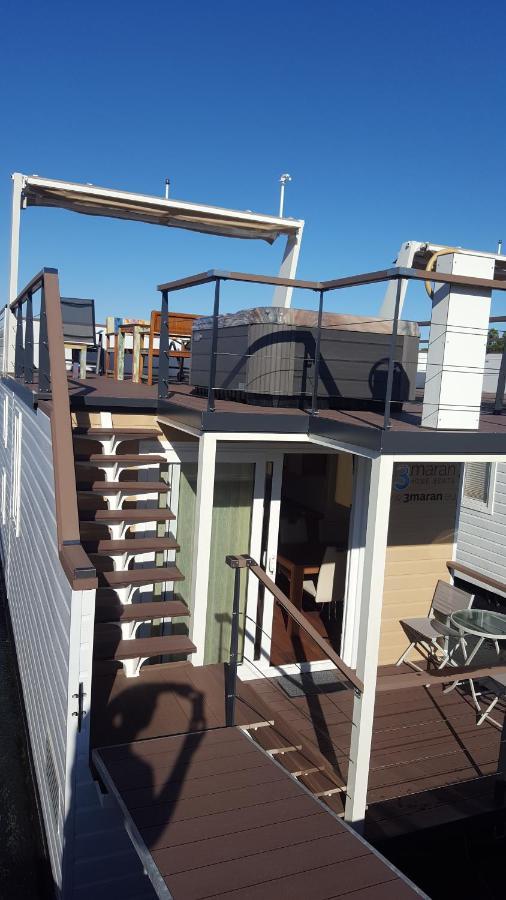 הוילה PUY House Boat - Floating House Astrid מראה חיצוני תמונה